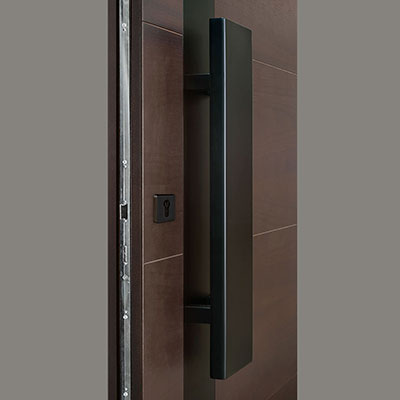 INTEGRATED PULL BARS