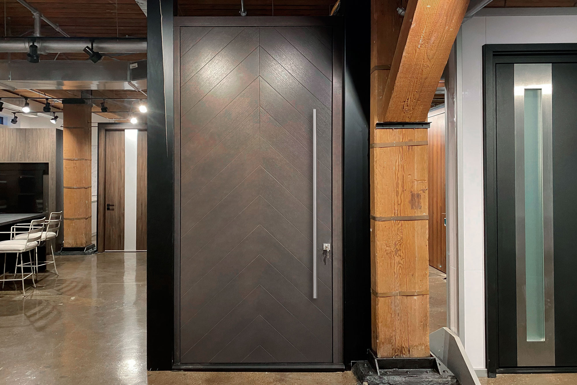 Pivot Entry Door Unit in Glenview Haus Showroom, Chicago | Glenview Haus